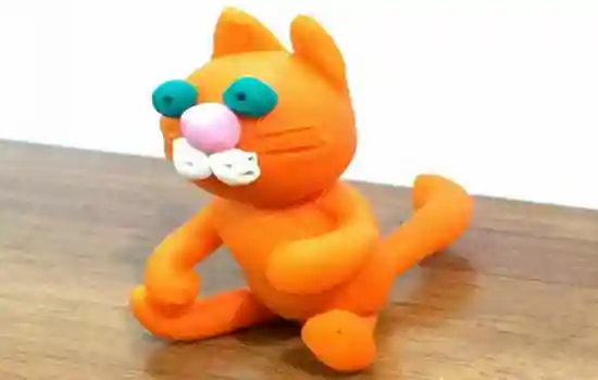 Кошка из пластилина